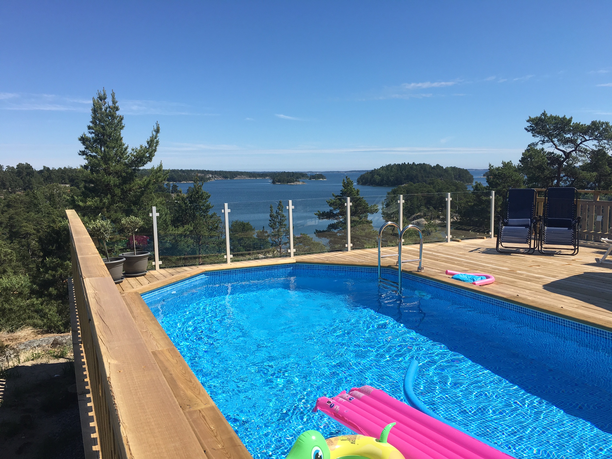 Barriere de piscine en verre trempé fabrication française sur mesure